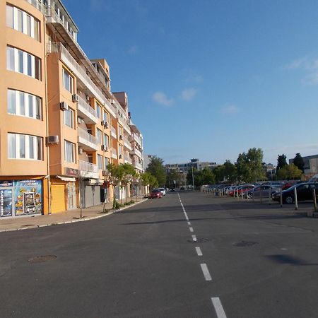 Apartamenti Zhelezovi Pomorie Eksteriør bilde