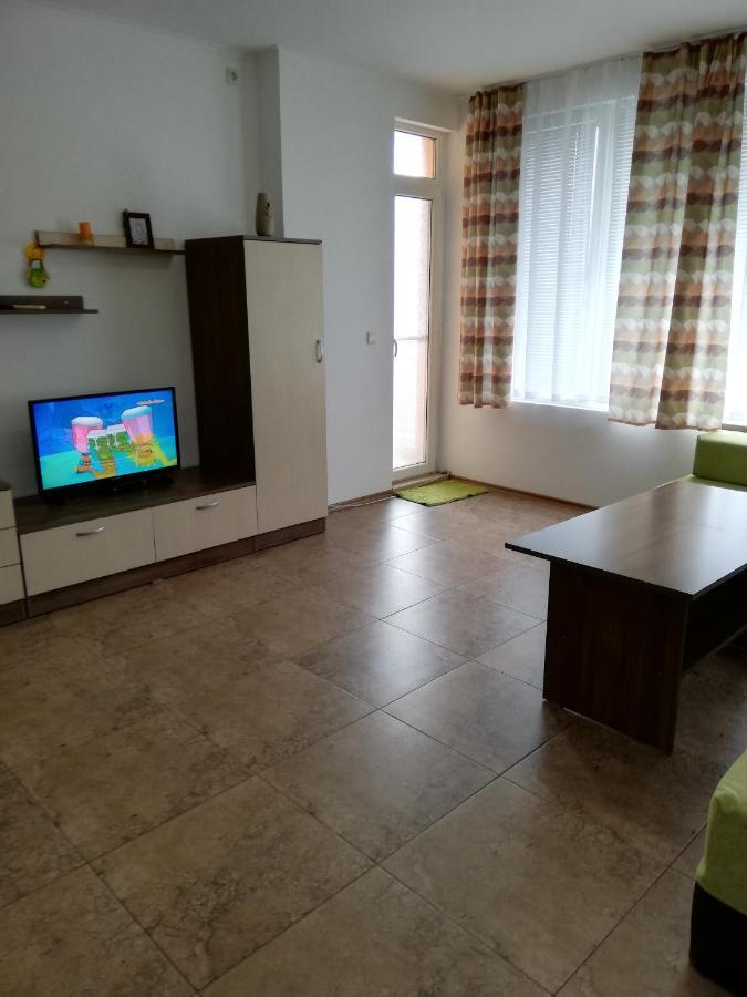 Apartamenti Zhelezovi Pomorie Eksteriør bilde