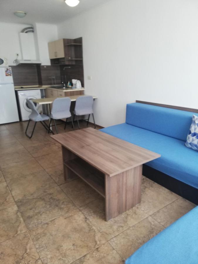 Apartamenti Zhelezovi Pomorie Eksteriør bilde