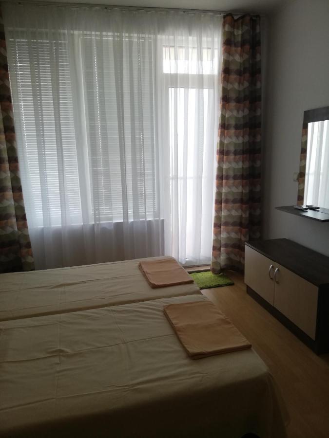 Apartamenti Zhelezovi Pomorie Eksteriør bilde