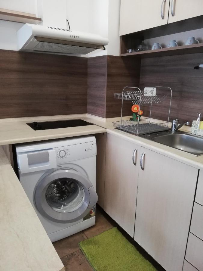 Apartamenti Zhelezovi Pomorie Eksteriør bilde
